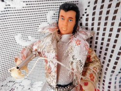 elvis 8 inch view